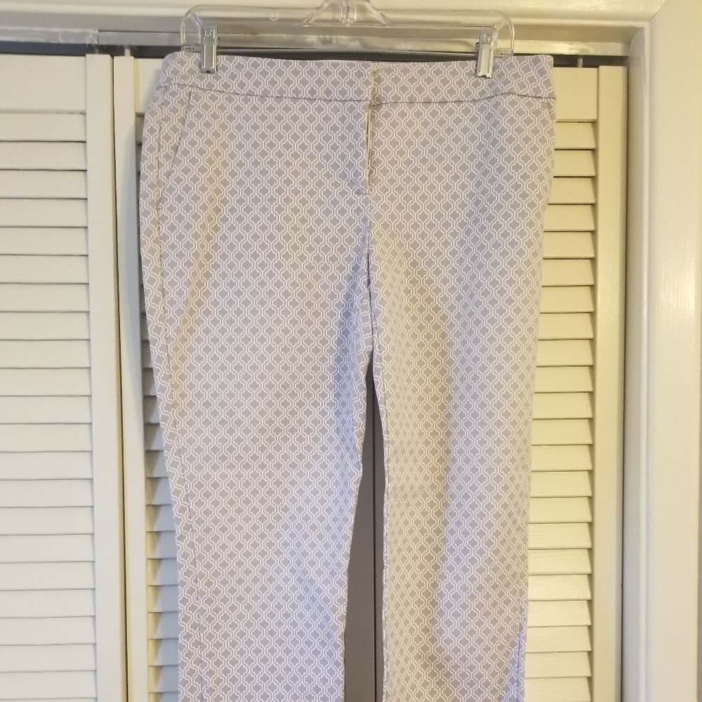 Printed Gray Cropped Pants